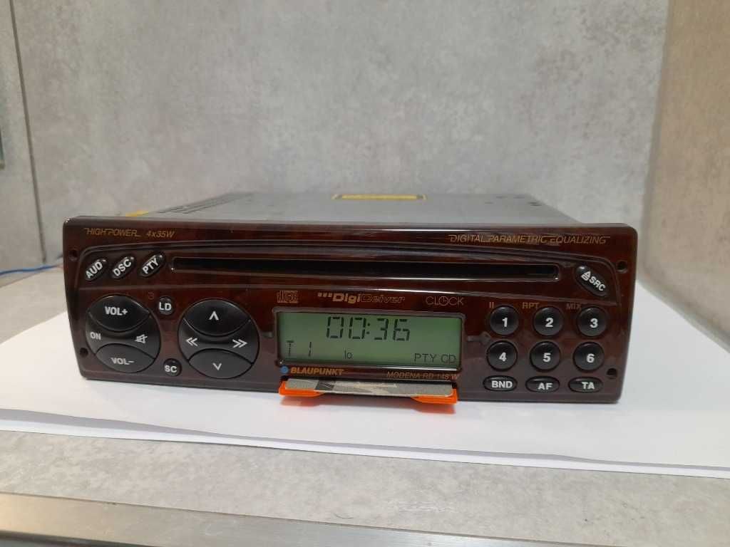 Radio Blaupunkt Modena RD 148 w drewnie Mercedes r129 w124 r107 w140