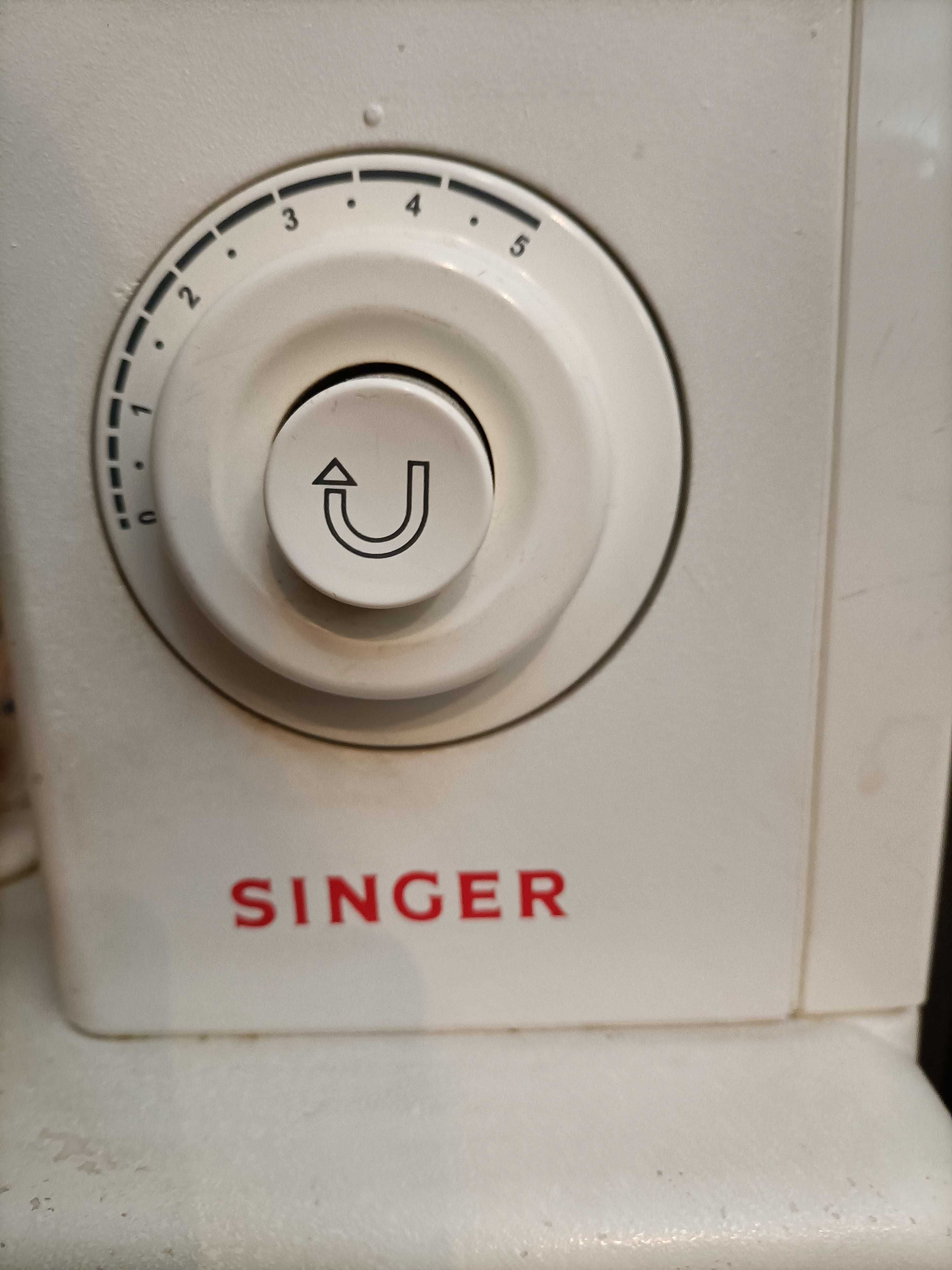 Máquina de costura Singer