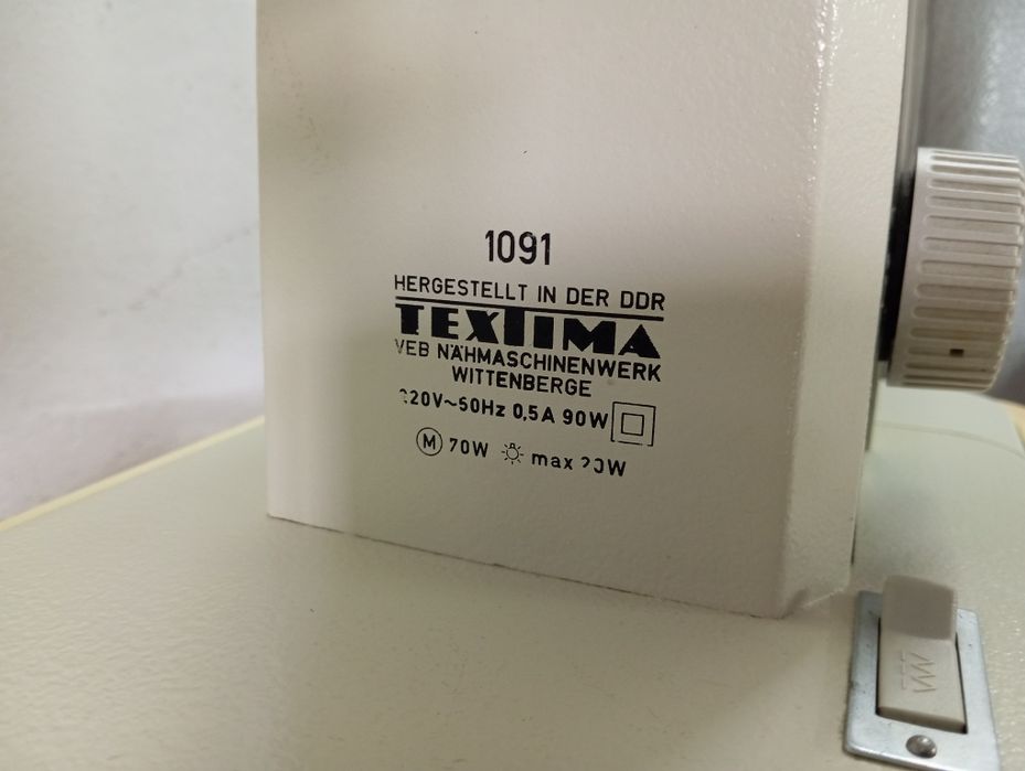 Швейна машинка фірми Veritas (швейні машинки)