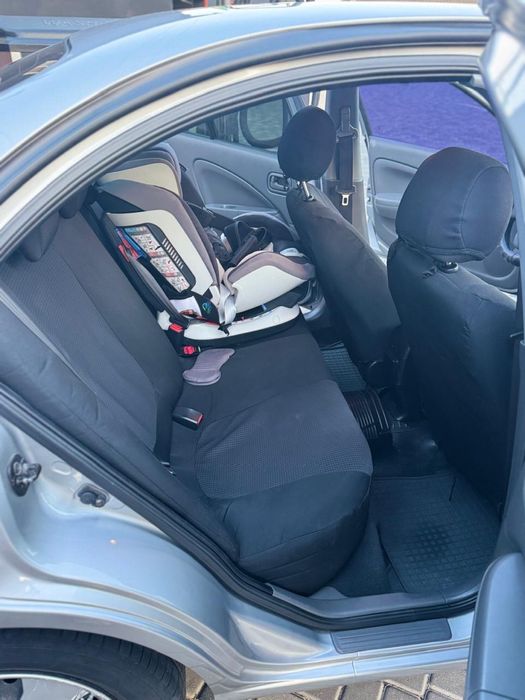 Nissan almera classic