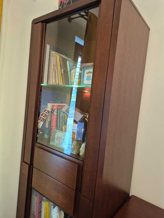 Meble drewniane komoda, szafa duza i biblioteczka