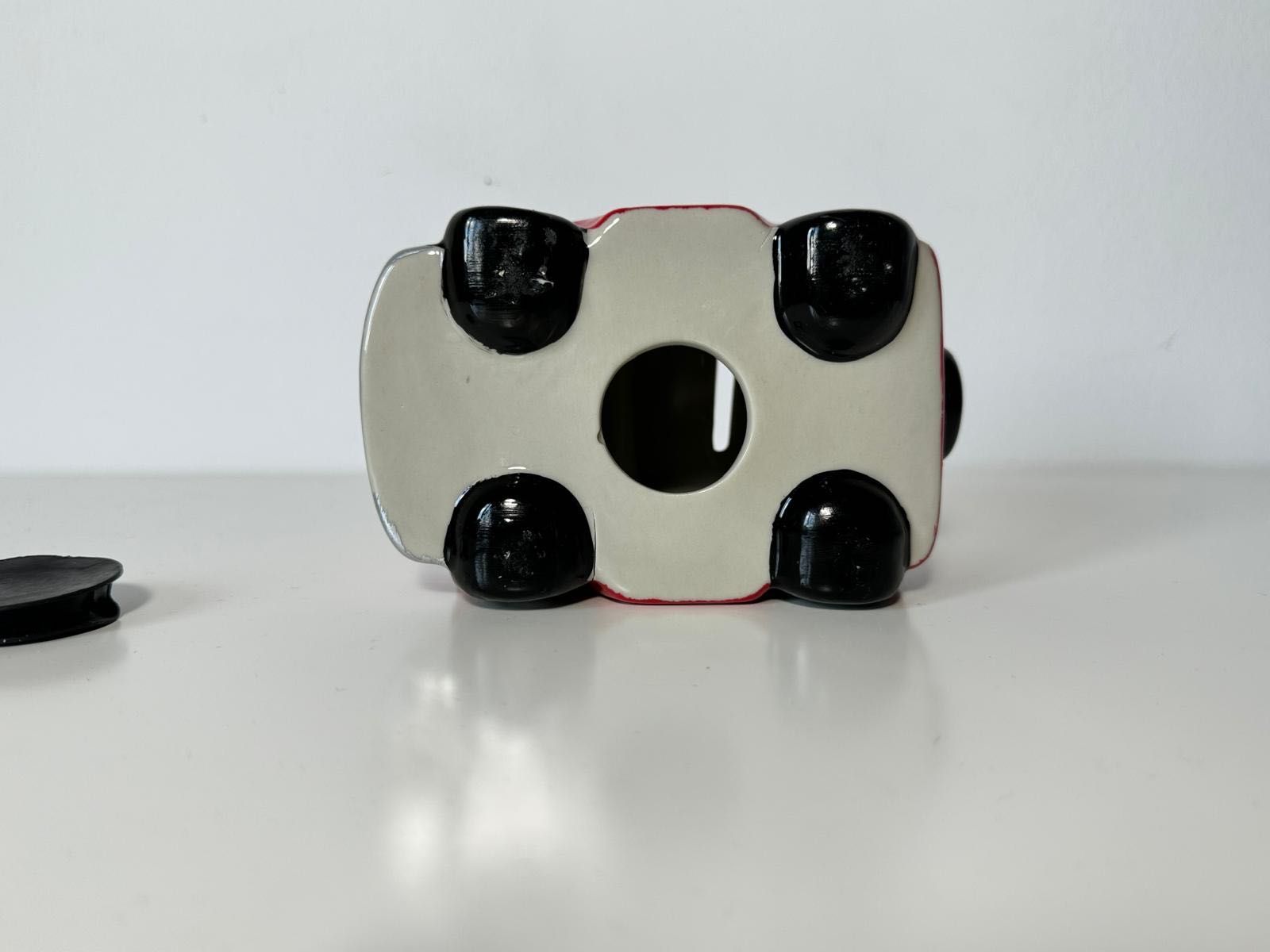 NOWA Porcelitowa Skarbonka Samochodzik (system otwórz zamknij!)