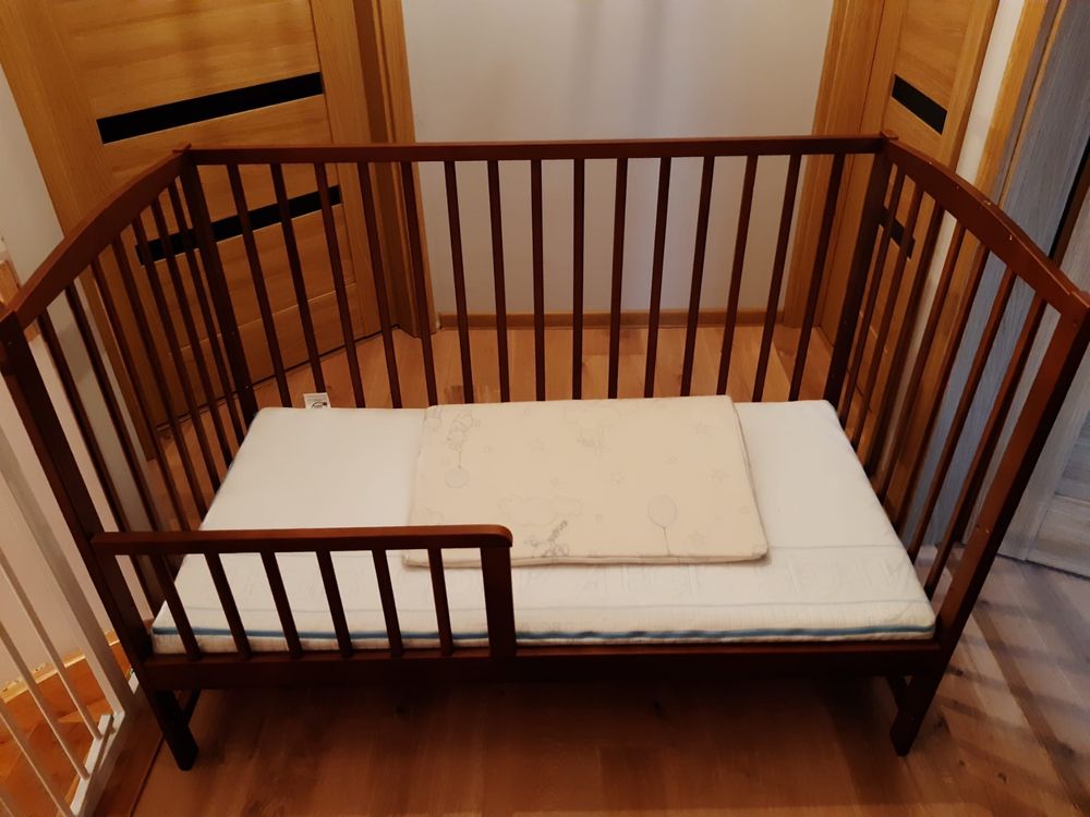 Łóżeczko z materacem Hevea dwie sztuki