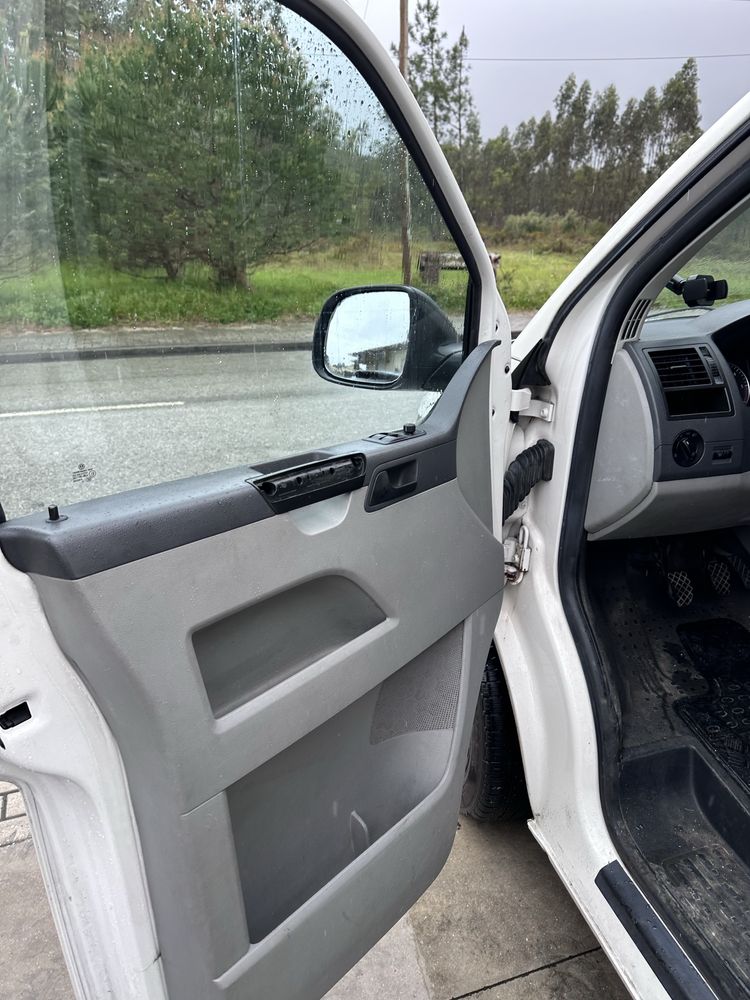 VW Transporter 2.0 TDI - 105CV   iVA INCLUIDO