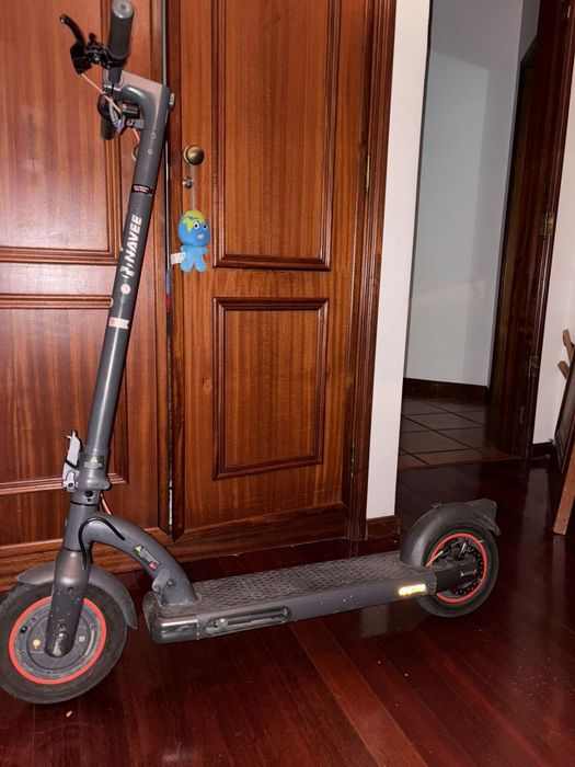 Trotinette eletrica  navee V25
