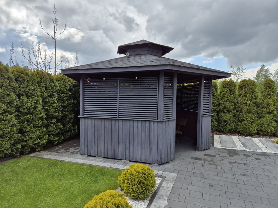 Altana drewniana sześciokątna