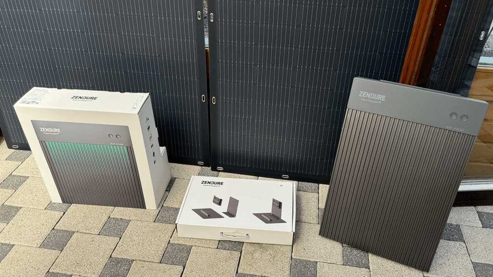 Zendure AIO 2400 Balcony Solar System system magazynowania energii