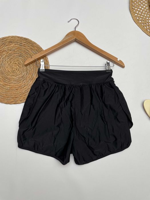 Nowe damskie czarne spodenki sportowe Shein S(36)