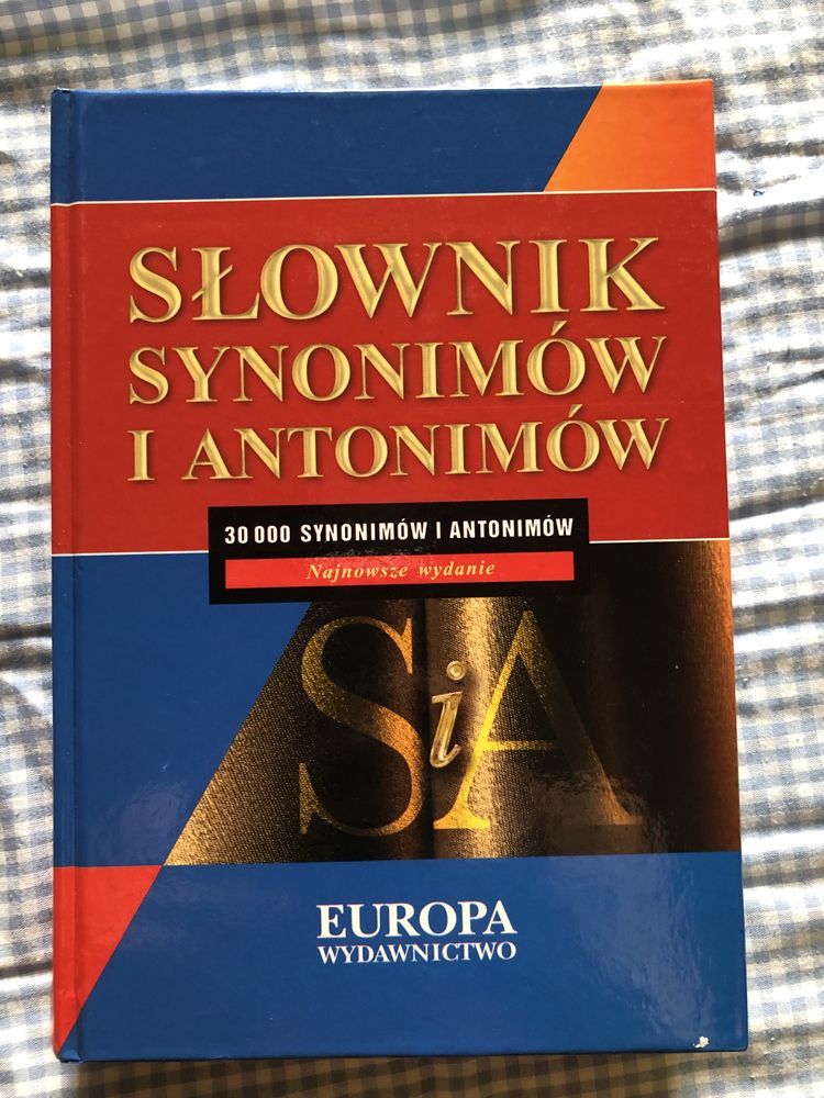 Słownik synonimów i antonimów