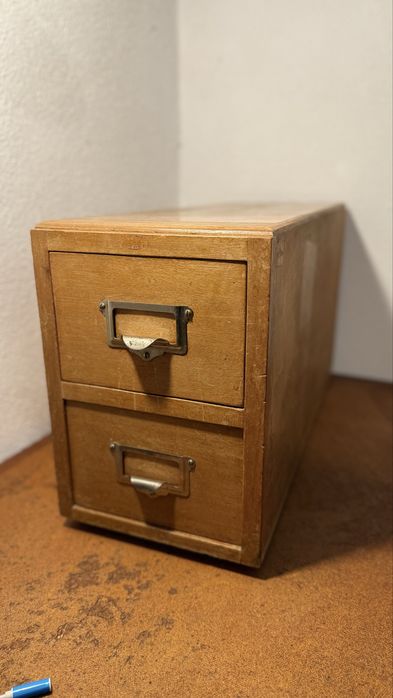 Armário de arquivos vintage