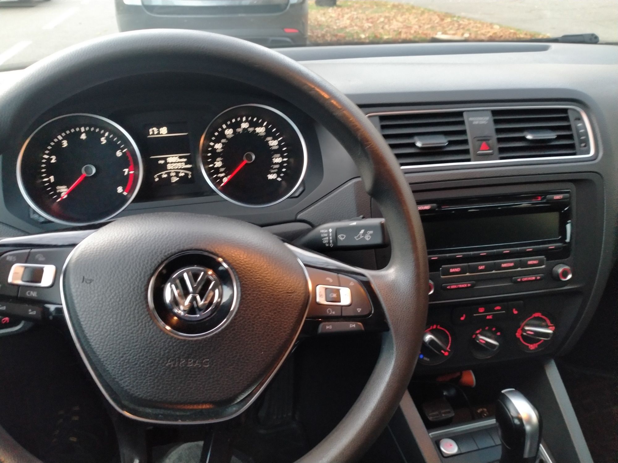 Volkswagen jetta Xenon 1,8 turbo 2015