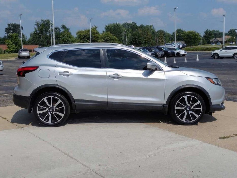 Nissan Rogue Sport SL      2019