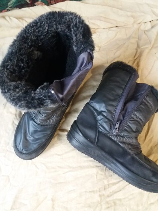 продам женскую обуаь зимнюю р 37-38