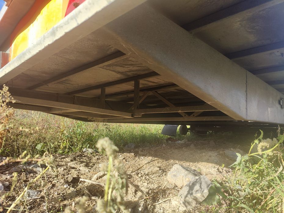 Причіп 3500кг 8.6м прицеп