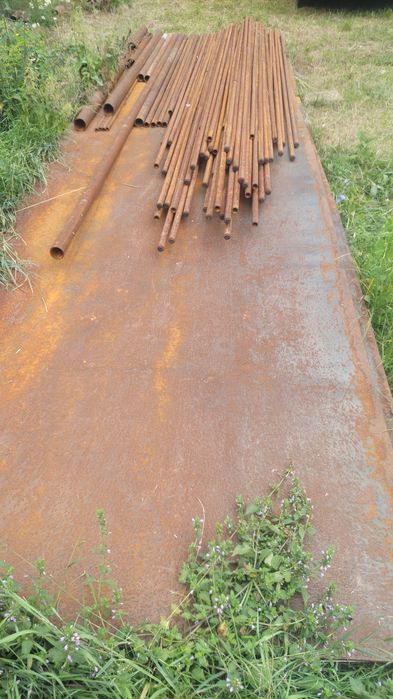 Продам.  Сталь листова і труба товстостінна.