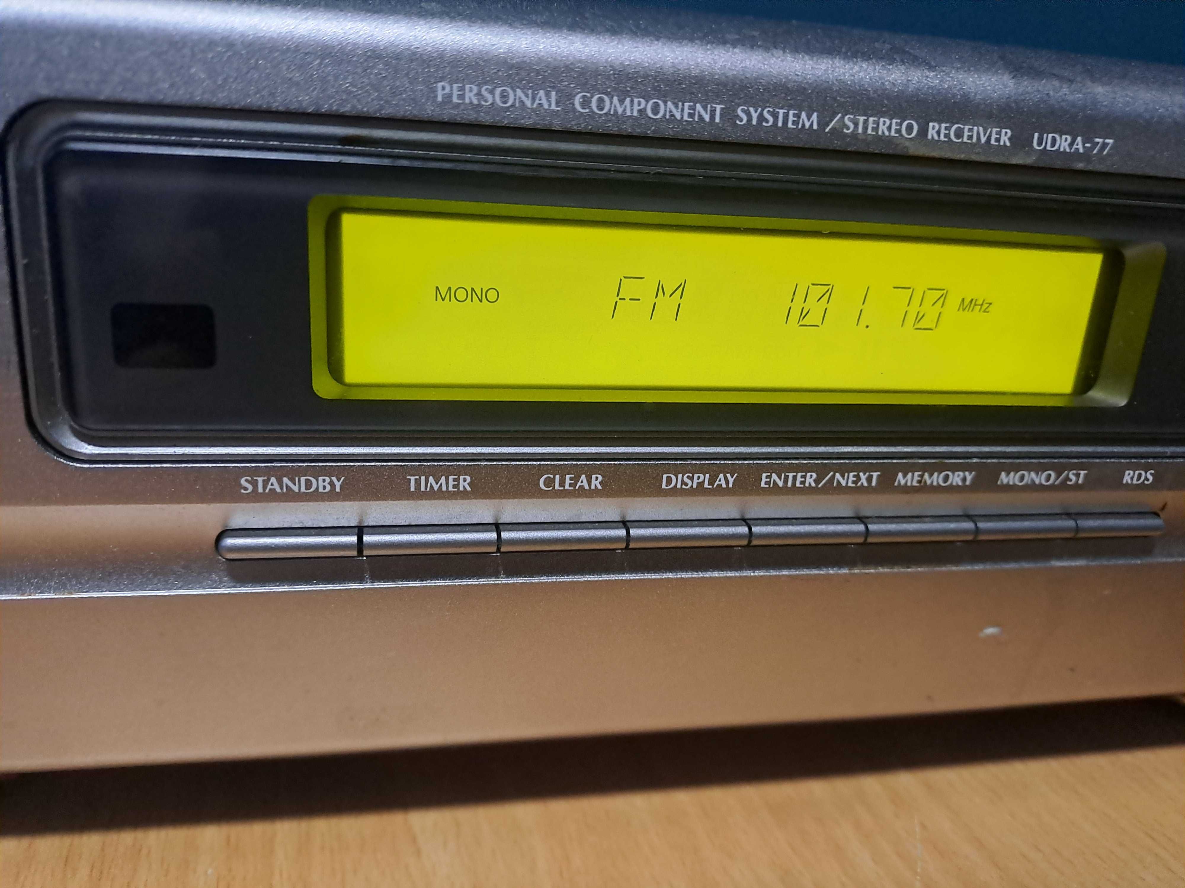 Amplituner DENON D-77