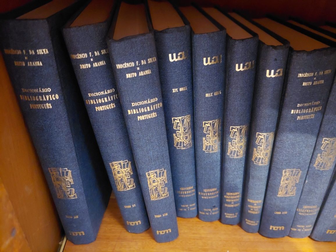 Dicionario bibliografico portugues inclui Inocêncio f silva