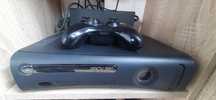 Konsola xbox 360 z padem