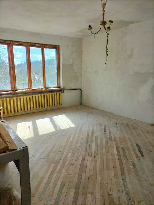 Продаж будинку Винники