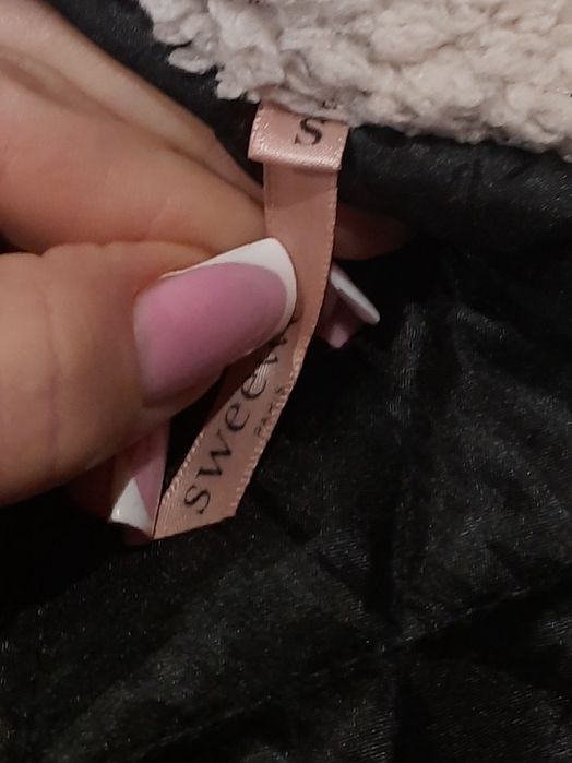 Дублянка косуха чорна з білим комірцем