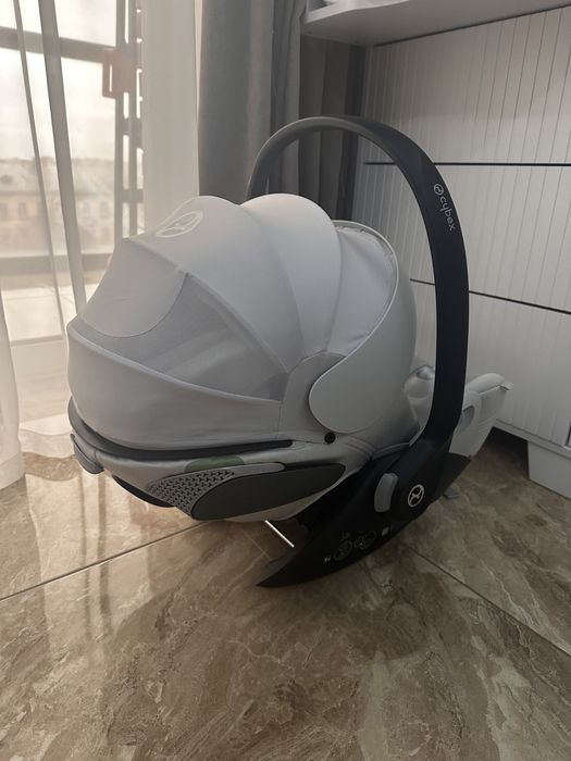 Автокрісло Cybex Cloud T i-size plus (Platinum white)