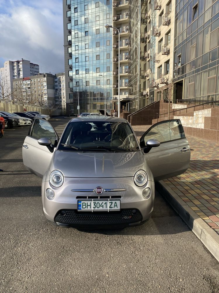 Fiat 500e Фиат 500е