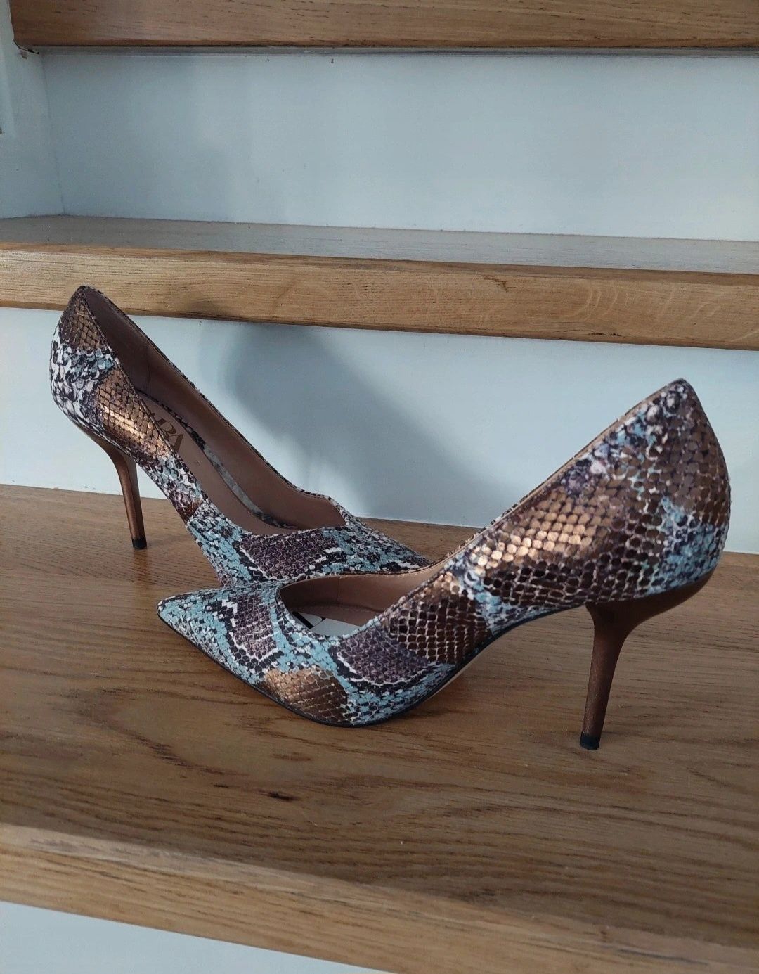 Zara,eleganckie skórzane szpilki,animal print,snake skin,połysk mat 39