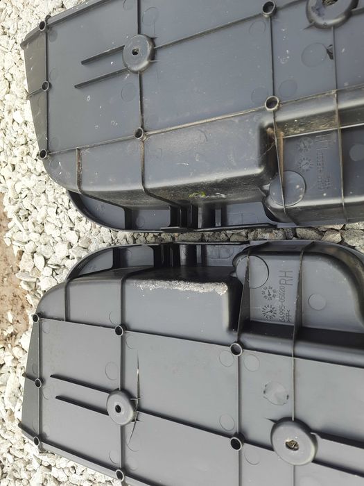 Полка вставка для інструментів Тойота Avensis T25 toyota 64995 64997