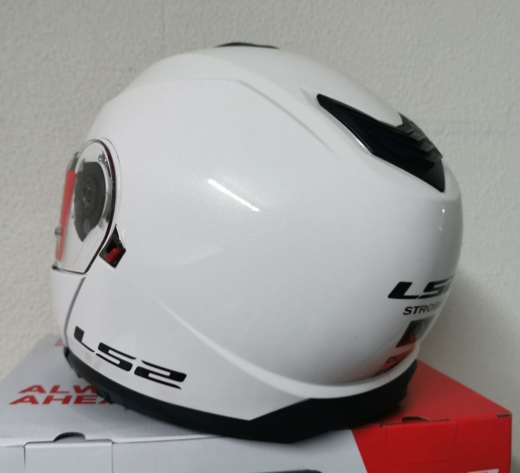 Capacetes Modular LS2 FF908 Strobe ll Branco Brilhante ( NOVOS )