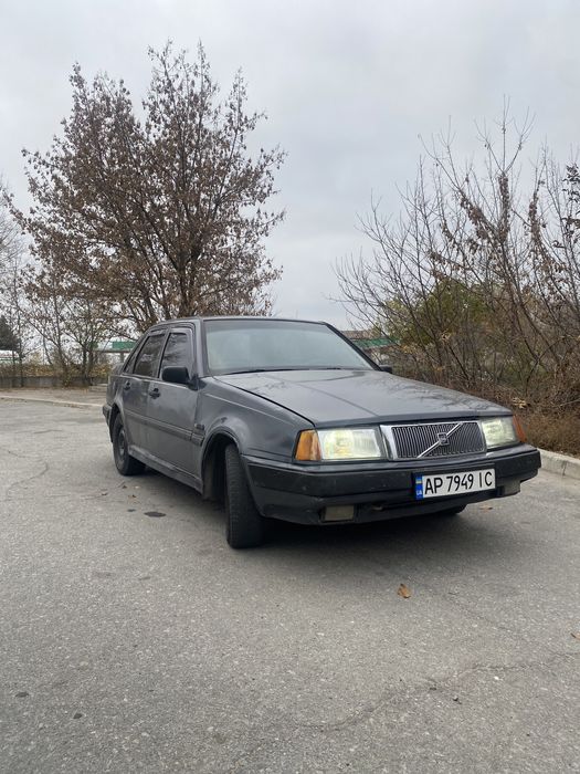 Продам вольво 460