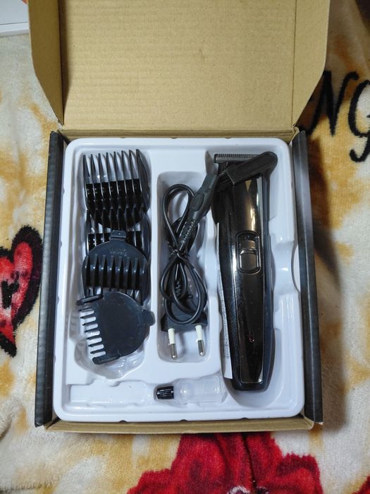 Машинка Бритва для стрижки акумуляторна ETCEO et-6829