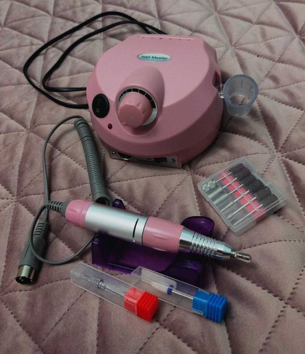 Продам набір для манікюру