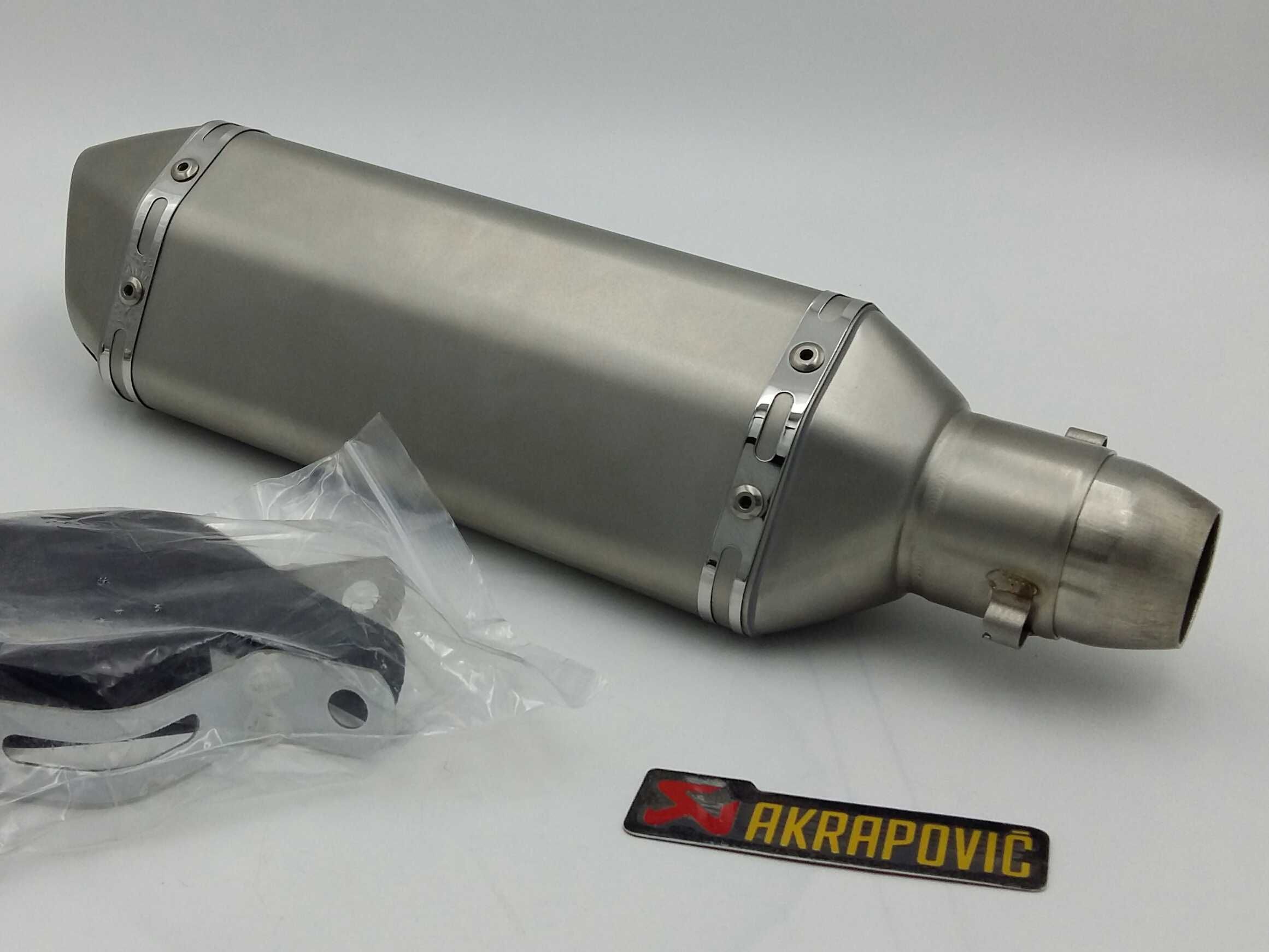 Akrapovic прямоточный глушитель (прямоток) на мотоцикл универсальный