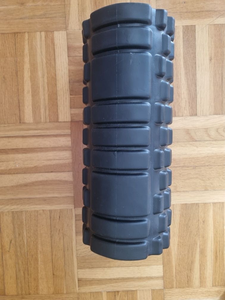 Roller czarny wypustki