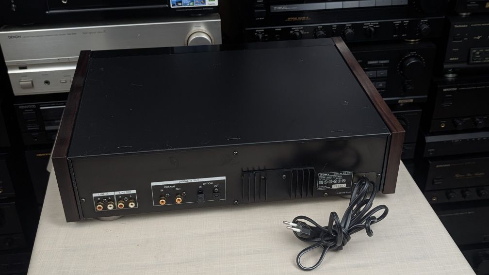 Sony DTC-57Es Audiobooki cyfrowy magnetofon kasetowy DAT