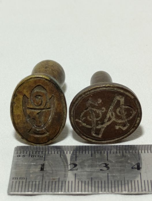 Печатки прикладні.