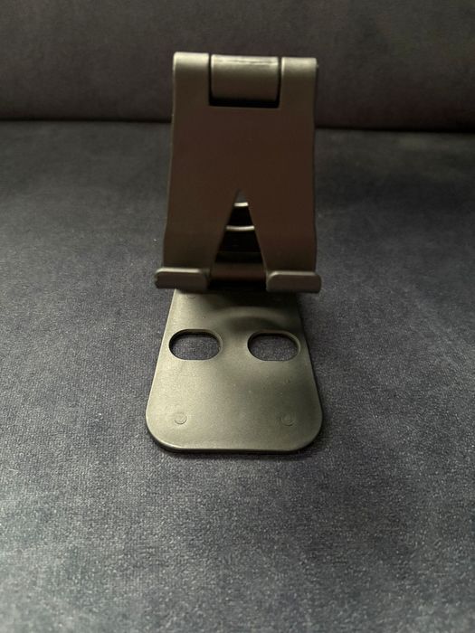 Akcesoria do telefonu. Stojak na telefon