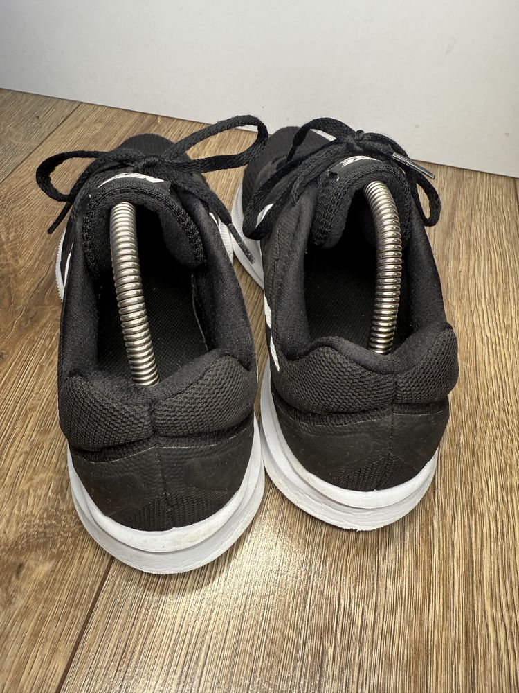 Кросівки Nike Downshifter 7