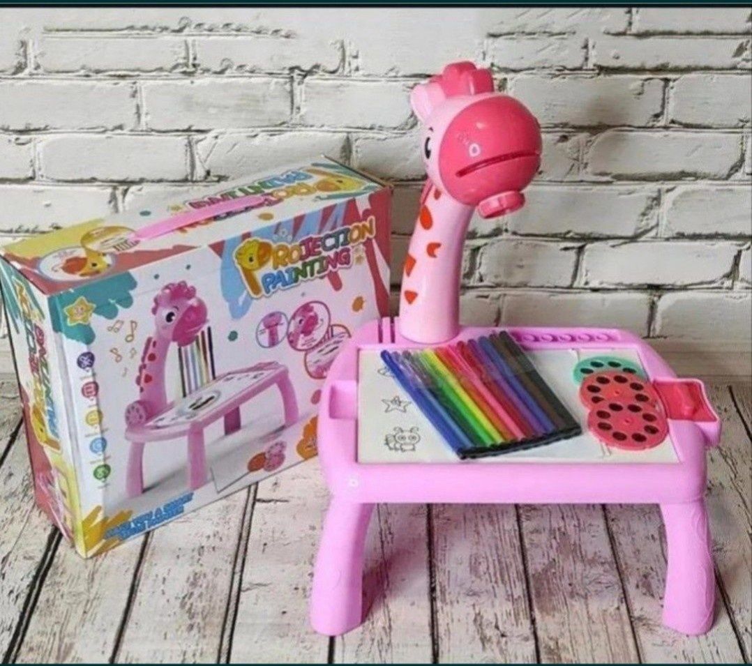 Дитячий стіл проектор для малювання з підсвічуванням для дівчинки