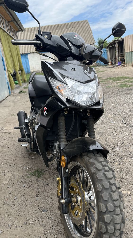Продам скутер,мопед,мотоцикл Spark sp125c-4wq