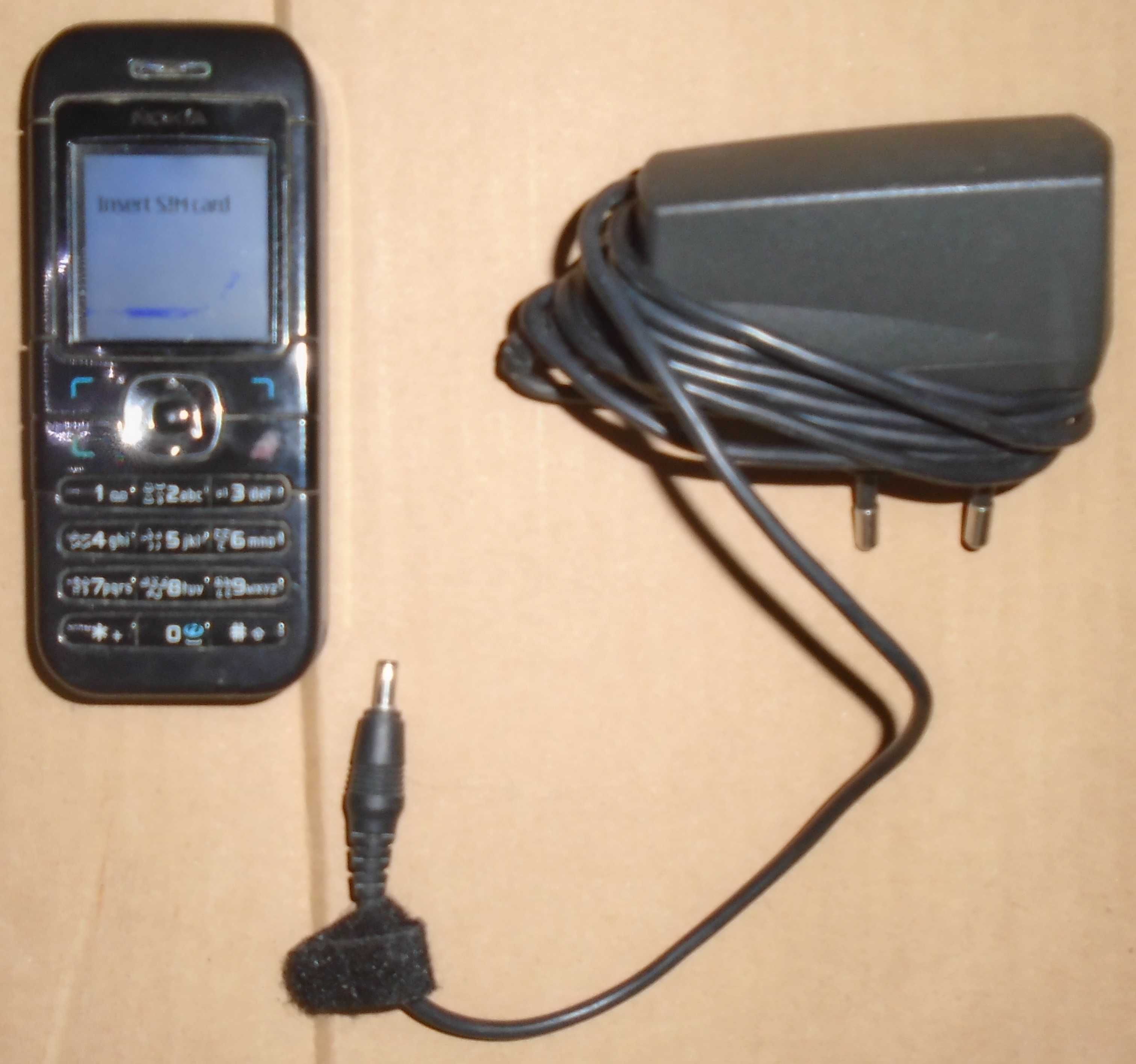 Telemóvel Nokia, Modelo 6030, Tipo RM 74, qualquer rede, a funcionar