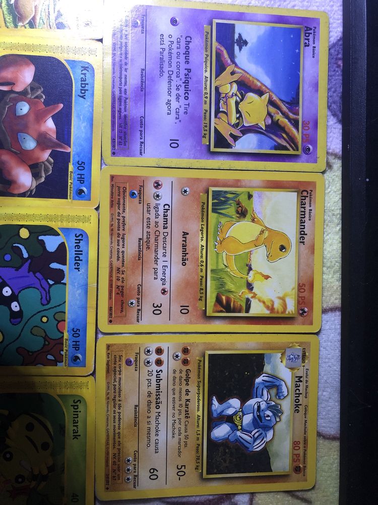 Cartas pokemon diferentes (3 em português)