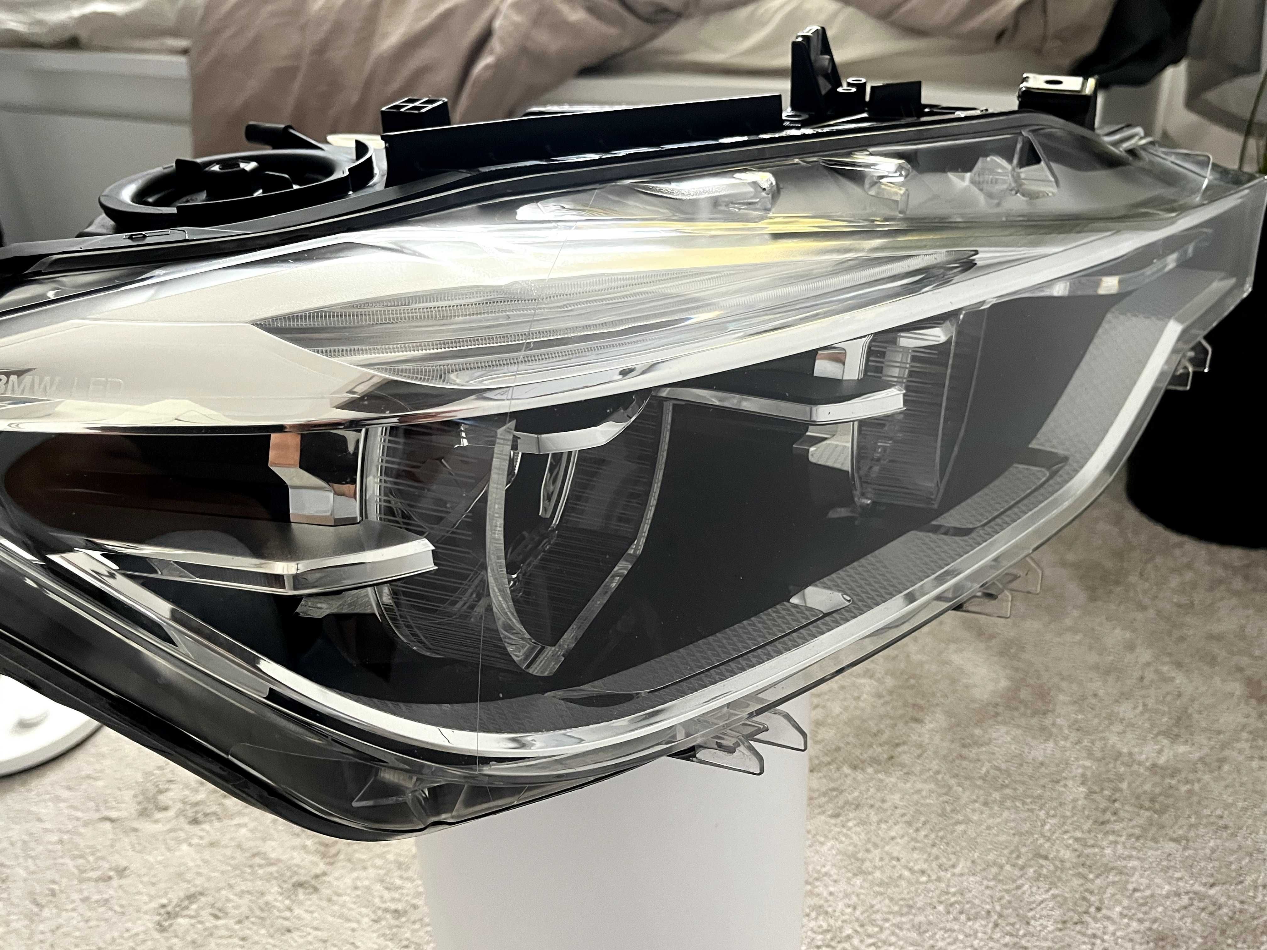 Lampa Prawa Kompletna LED - BMW F30 LIFT USA
