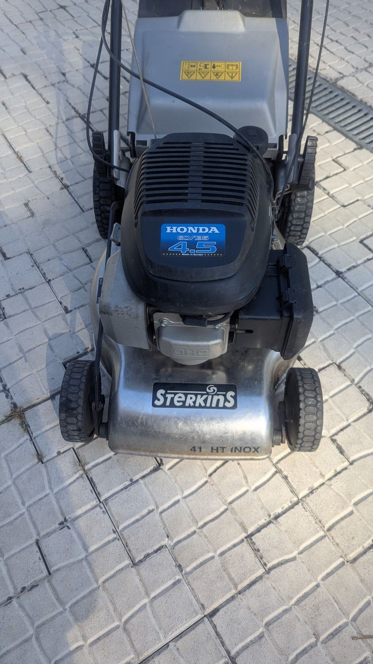 Máquina cortar relva