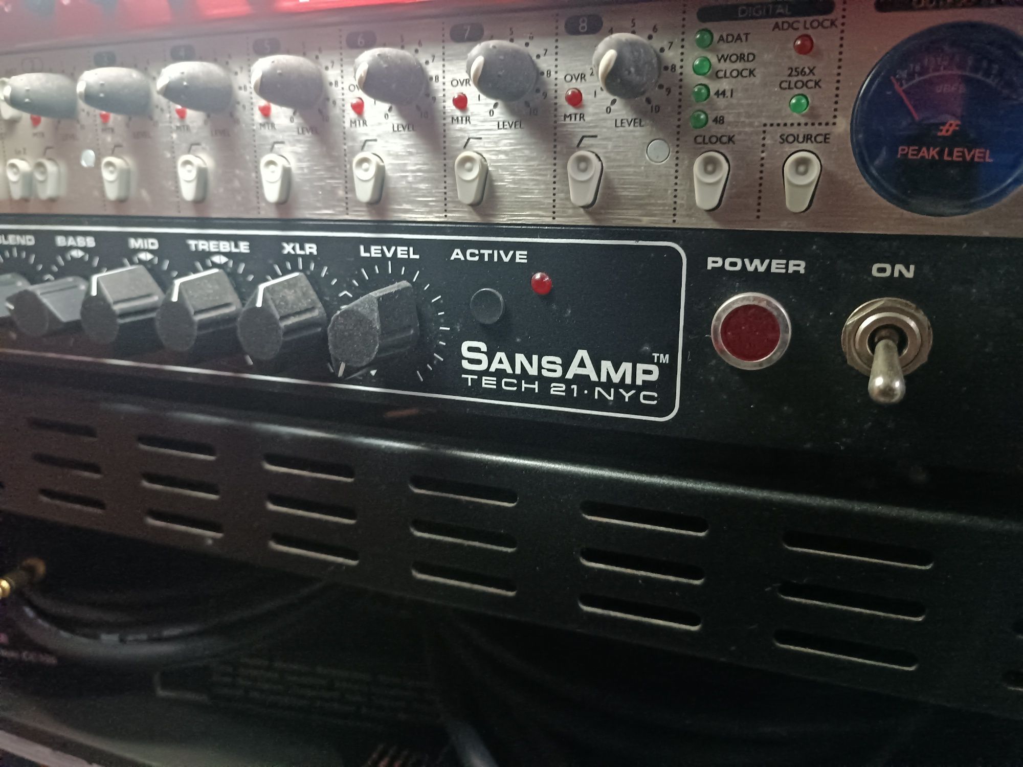 Sansamp RBI Baixo Eléctrico