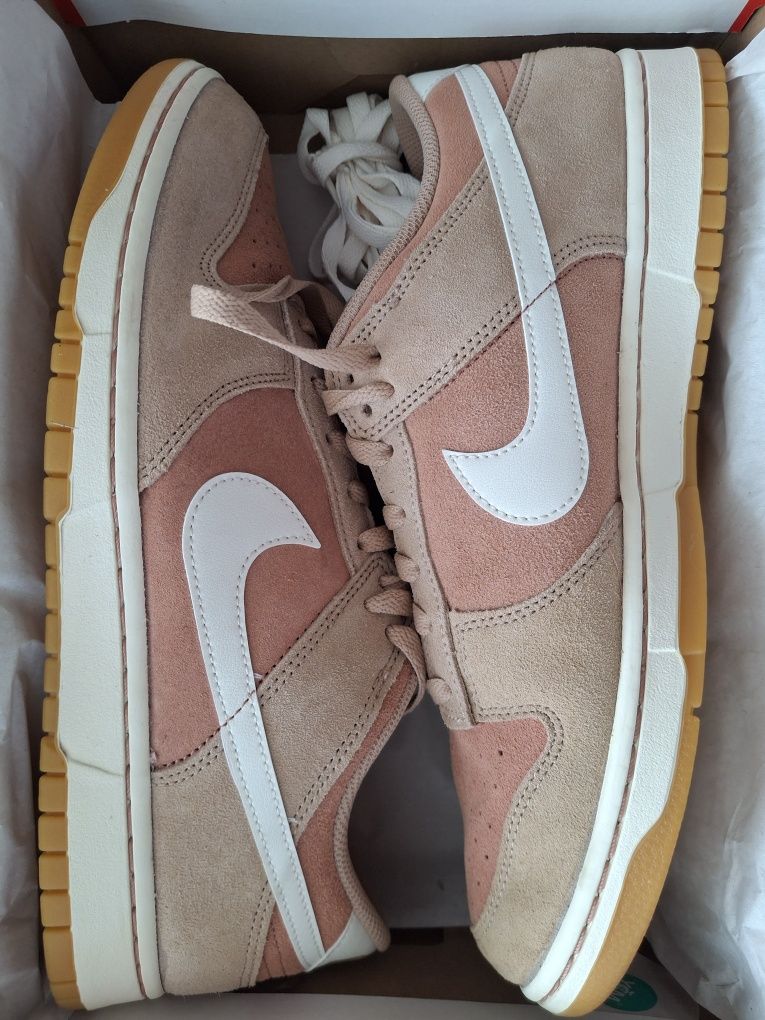 Nike dunk low retro SE