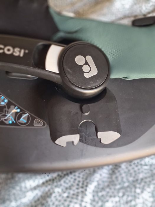 Cadeira Auto Maxi-Cosi para Bebé em ótimo estado