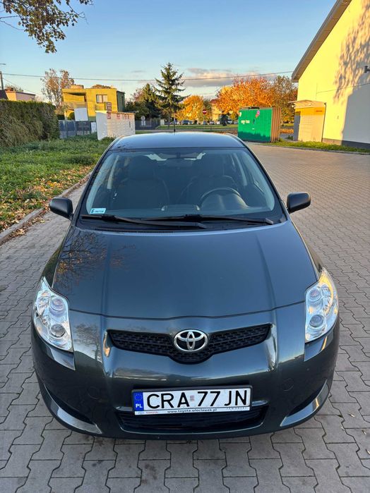 Toyota Auris 1.4 bezwypadkowa