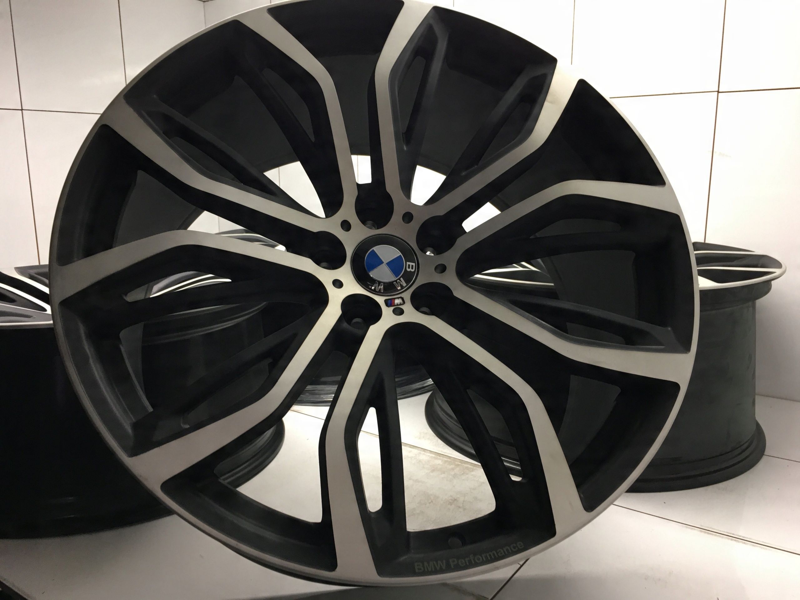 Felgi 22 BMW X5 X6 F15 F16 m Performance Idealne 5x120