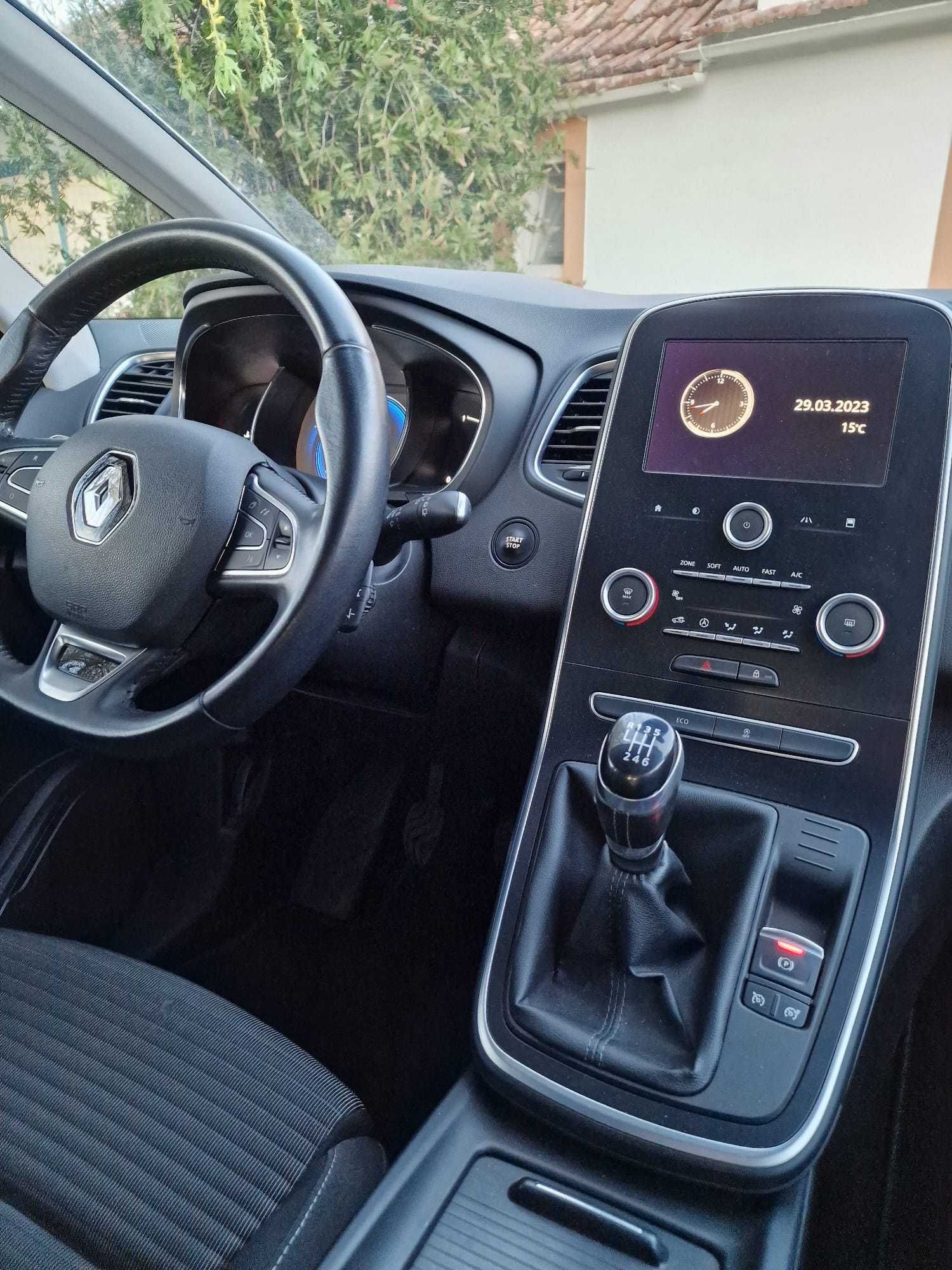 Renault Grande scenic